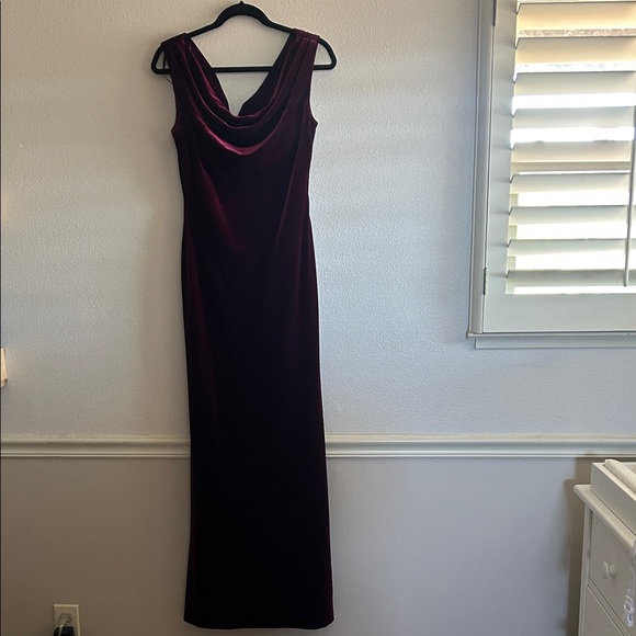 Vince Camuto Velvet Cowlneck Gown Burgundy - Picture 4 of 11